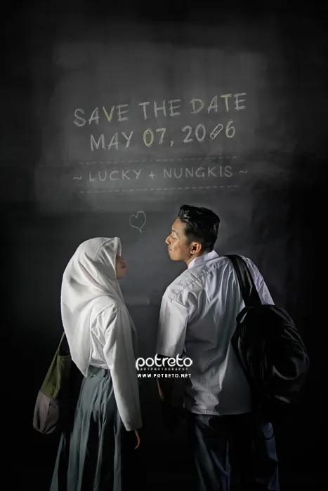 9 Ide Foto Pre-wedding Pakai Seragam Sekolah 15