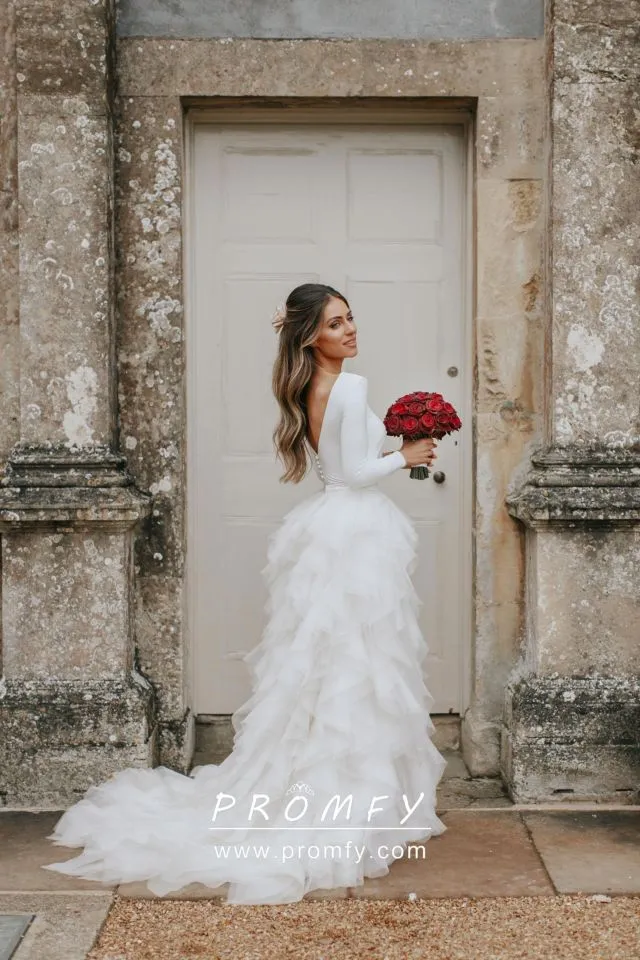 10 Inspirasi Gaun Pernikahan Organza yang Kekinian 14