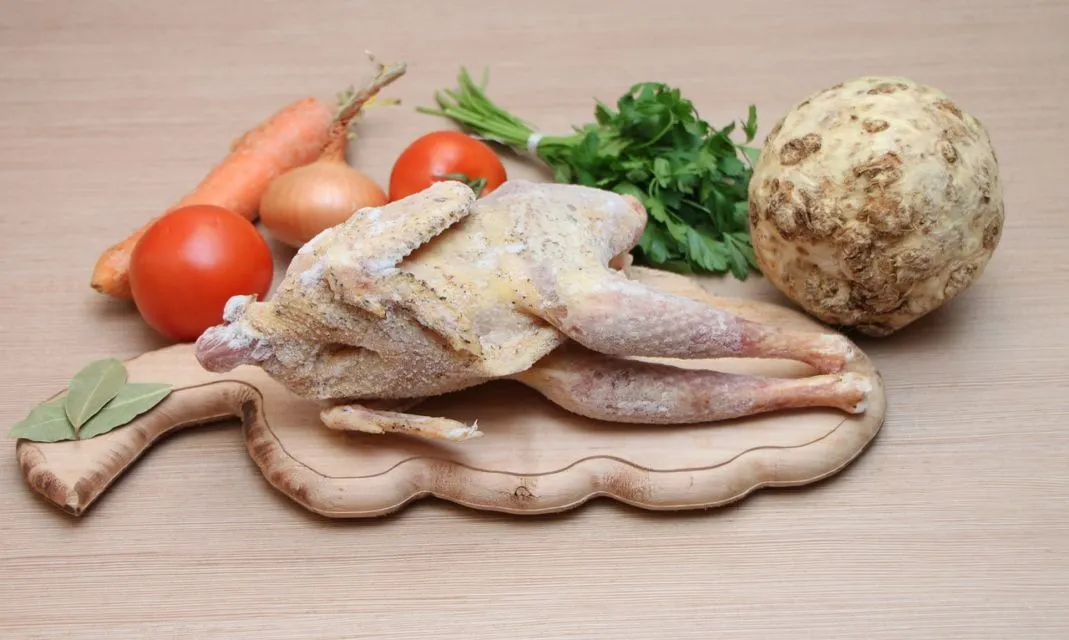 6 Cara Masak yang Jadi Penyebab Ayam Goreng Tepung Buatanmu Gagal Krispi 7