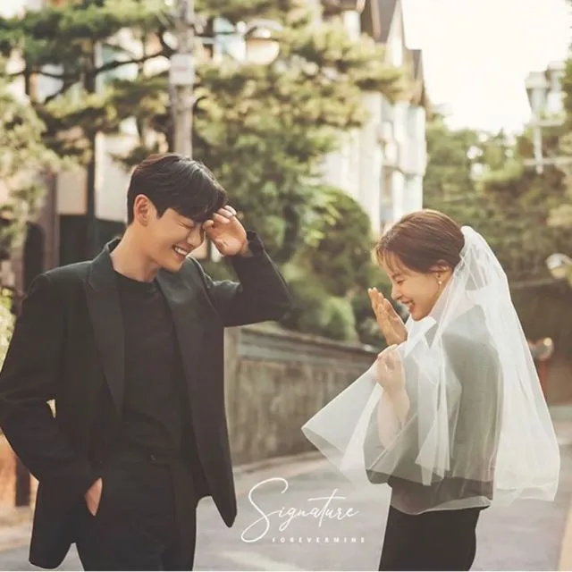 11 Inspirasi Prewedding dengan Veil ala Korea yang Kece 14