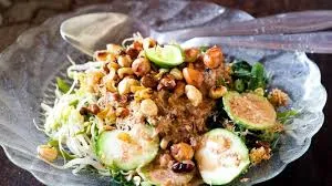 Nggak Perlu Bingung Cari Makanan Halal di Bali. Nih 5 Rekomendasinya!