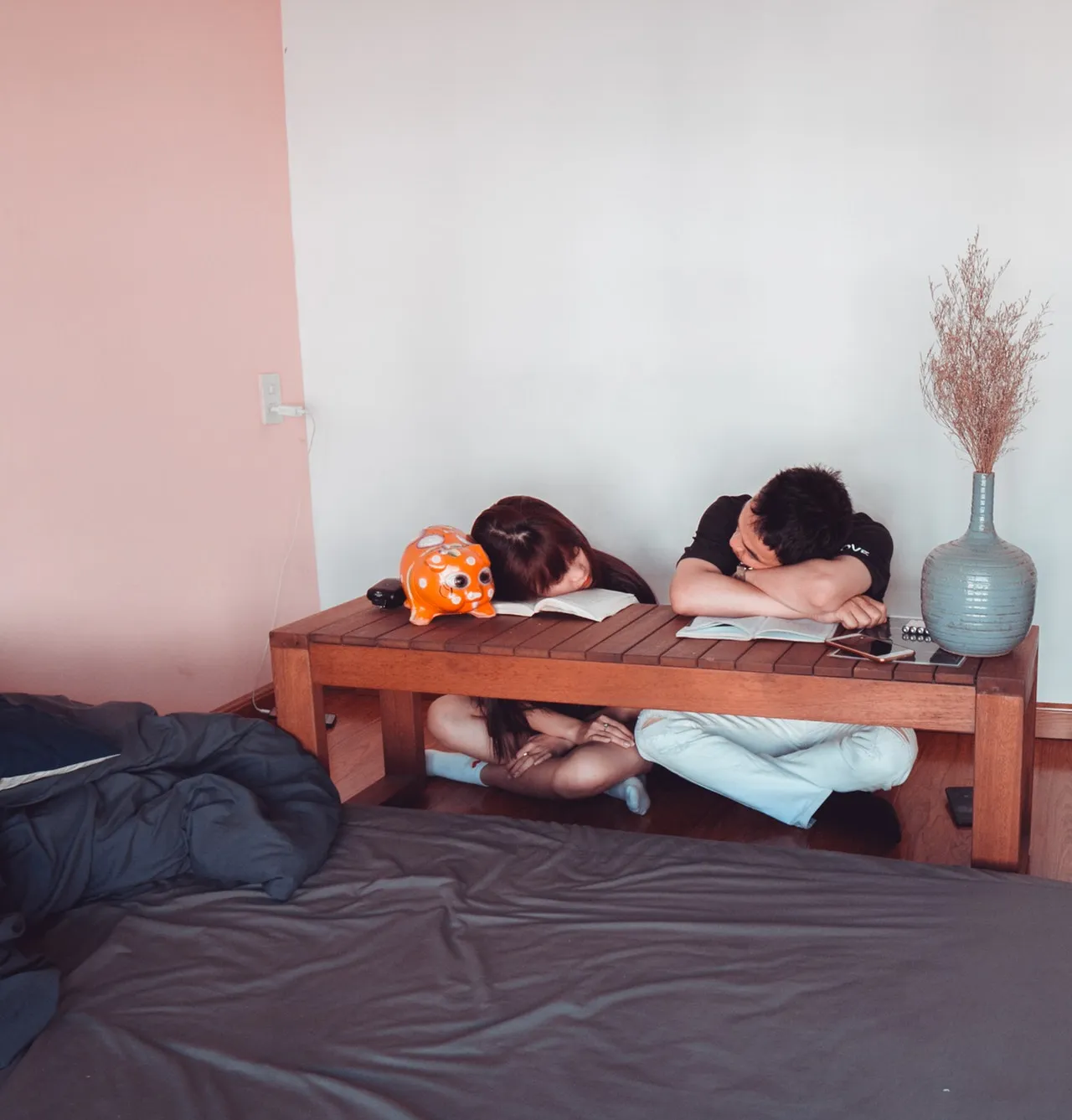 Demi Mengejar Cinta, Apakah Cita-cita Juga Akan Aku Dapatkan?