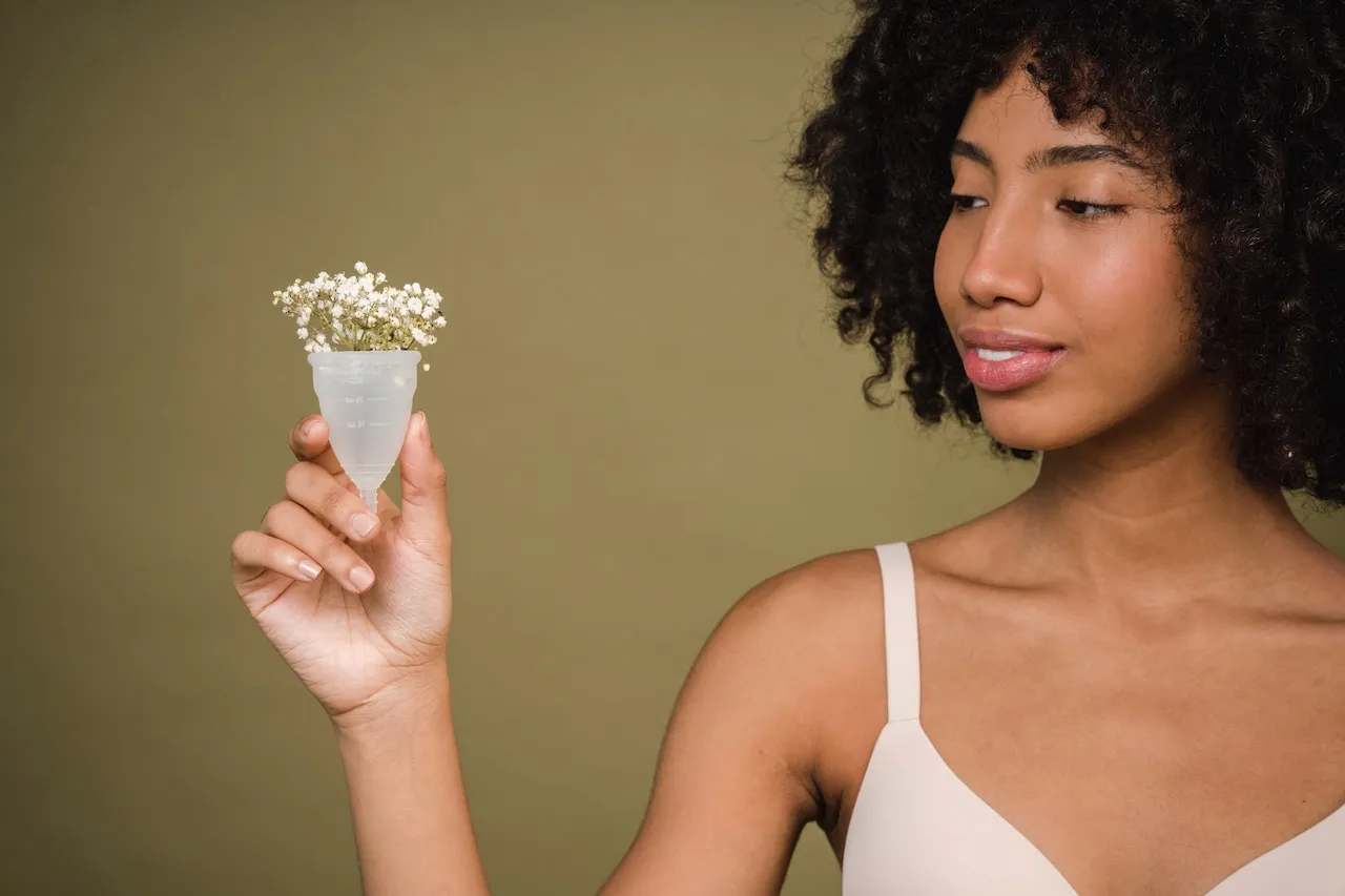 Cek 5 Hal ini Sebelum Coba Beli dan Pakai Menstrual Cup, Biar Nyaman dan Nggak Grogi Lagi 6