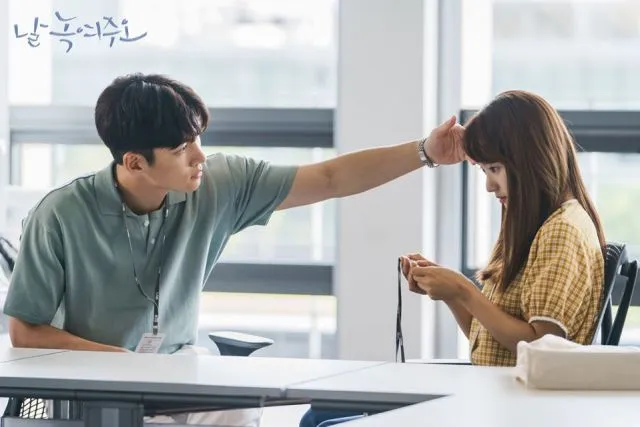 10 Ide Foto Prewedding ala Drama Korea yang Keren 15