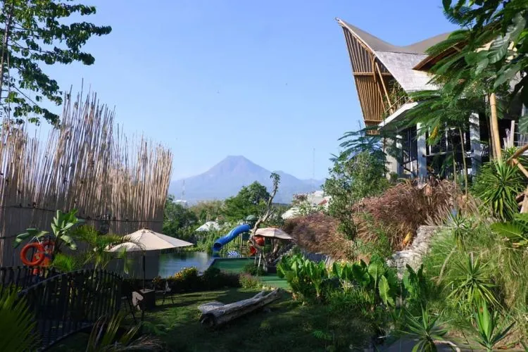 Glamping Oak Tree Resort, Sensasi Glamping Mewah di Batu 14