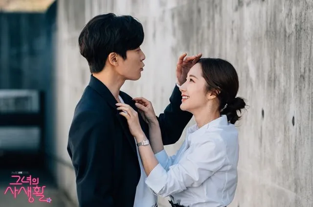 10 Ide Foto Prewedding ala Drama Korea yang Keren 19