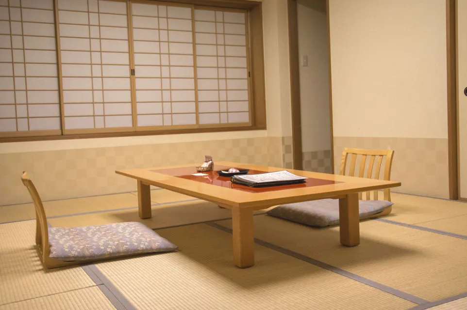 Minim Tempelan Dinding, 11 Desain Kamar Tidur Minimalis Orang Jepang ini Rasanya Bikin Plong 14