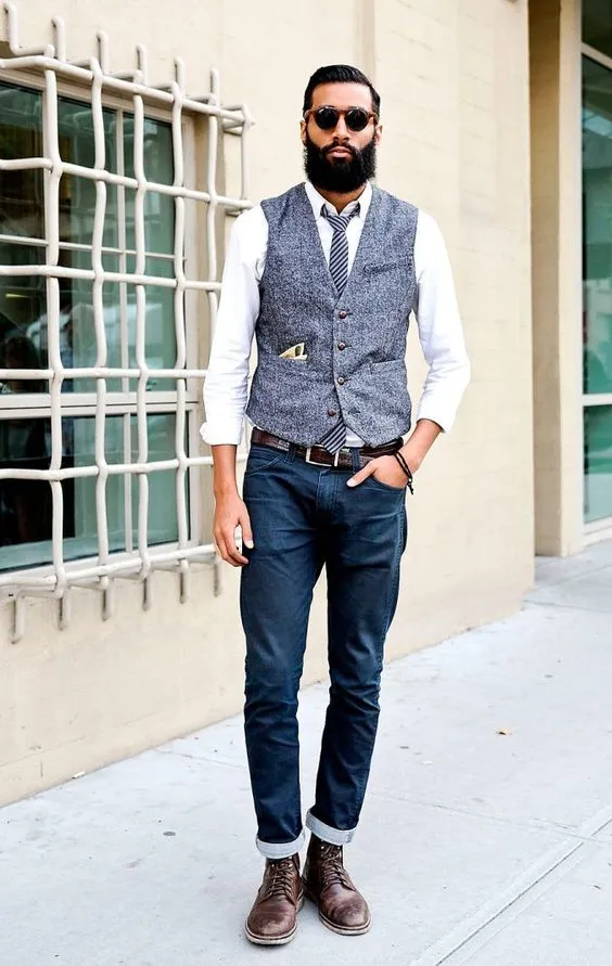 10 Style Outfit Kondangan Pria yang Simple dan Keren 14
