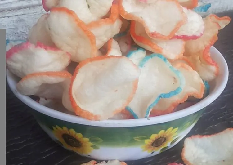 11 Jenis Kerupuk yang Jadi Andalan Teman Makan Orang Indonesia. Kurang Nikmat Kalau Nggak Ada 14