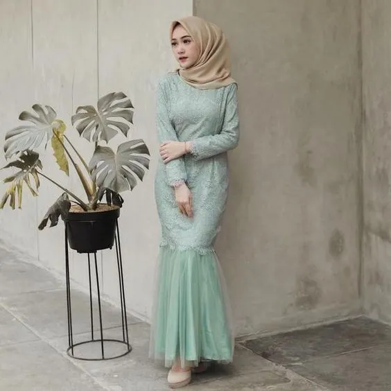 10 Model Kebaya Duyung Modern Aneka Warna 20