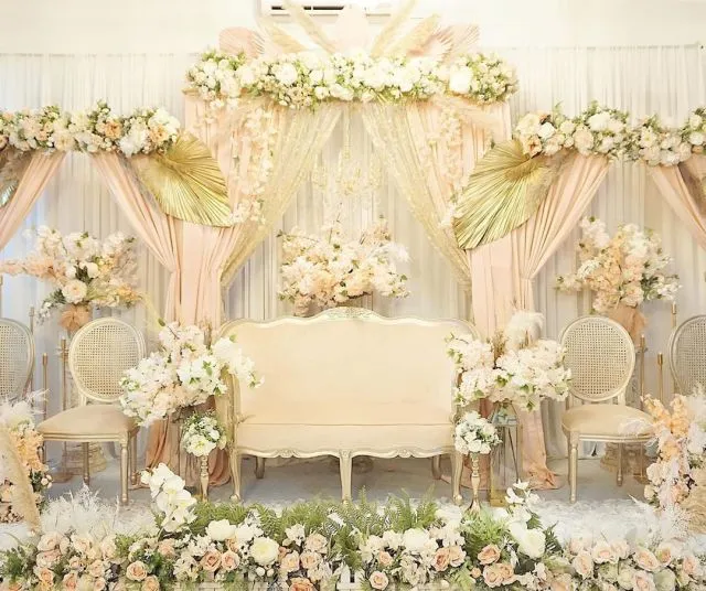 7 Dekorasi Pelaminan Mewah Aesthetic Nuansa Pastel 11