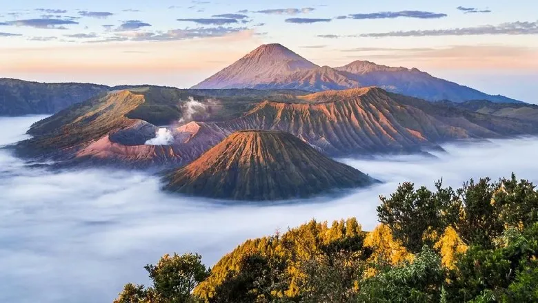 Rencana Liburan ke Bromo? 6 Barang ini Wajib Kamu Bawa!