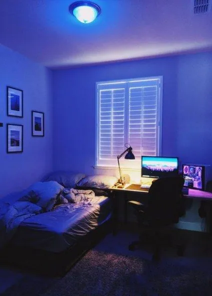 9 Inspirasi Kamar Gaming, Sensasinya Dapat, Keren & Nyaman 15