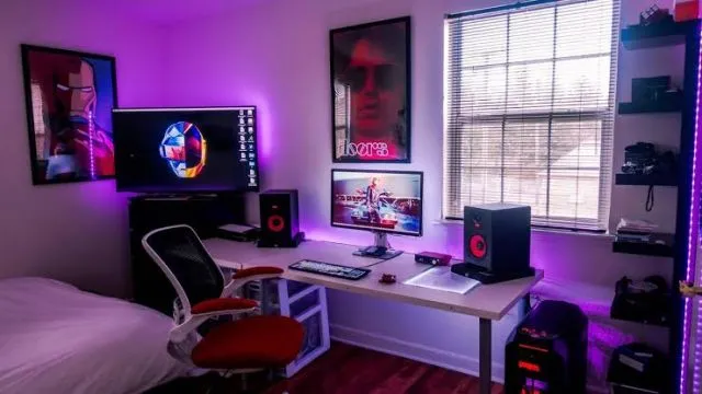 9 Inspirasi Kamar Gaming, Sensasinya Dapat, Keren & Nyaman 10
