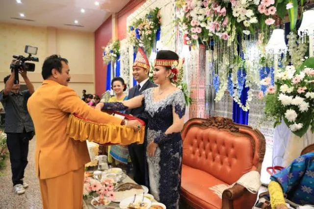6 Macam Kain Ulos untuk Pernikahan Adat Batak 12
