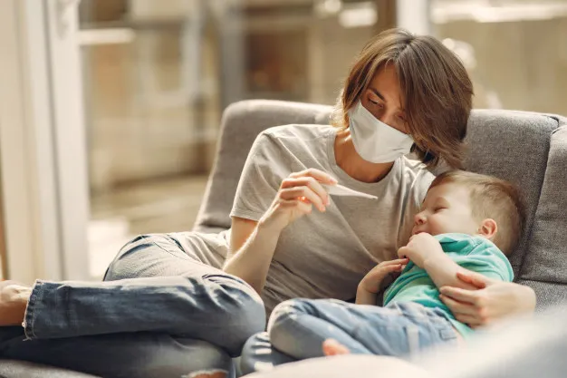 Bisa Berakibat Fatal, Ini Kesalahan Paling Umum yang Dilakukan Saat Anak Demam. Hati-Hati! 7