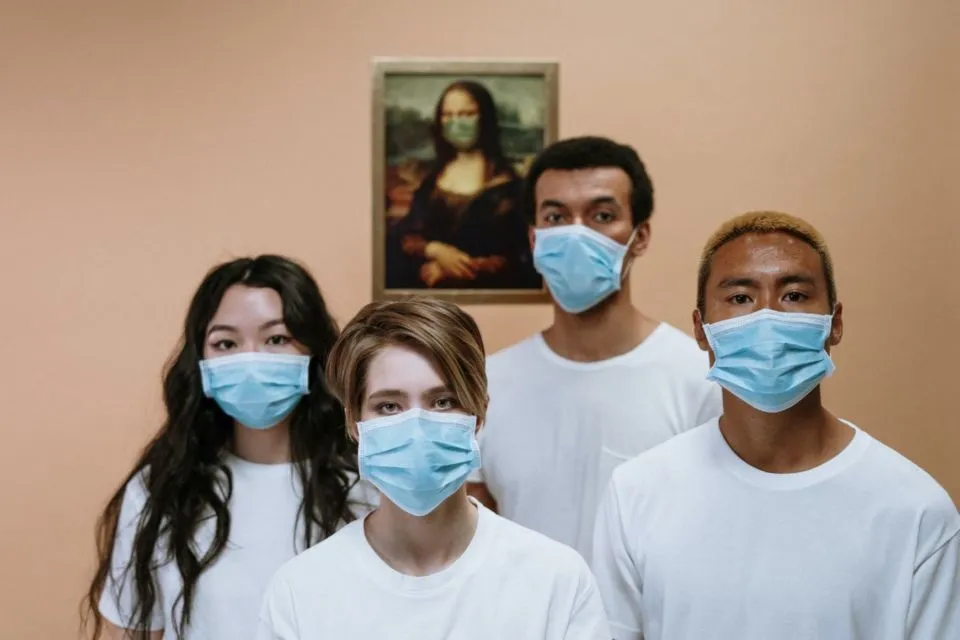 Sering Keliru, ini Cara Pakai Masker yang Benar biar Efektif Cegah Virus. Masker Bedah Terutama 11