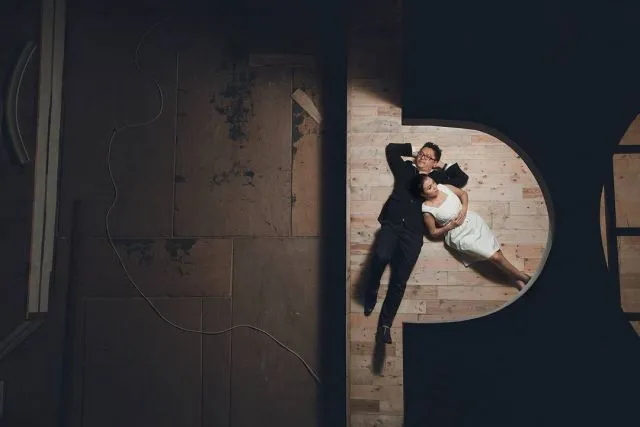 12 Ide Pre-wedding Santai untuk Kaum Rebahan. Bisa di Manapun, Pakai Kostum Apapun, Yay! 22