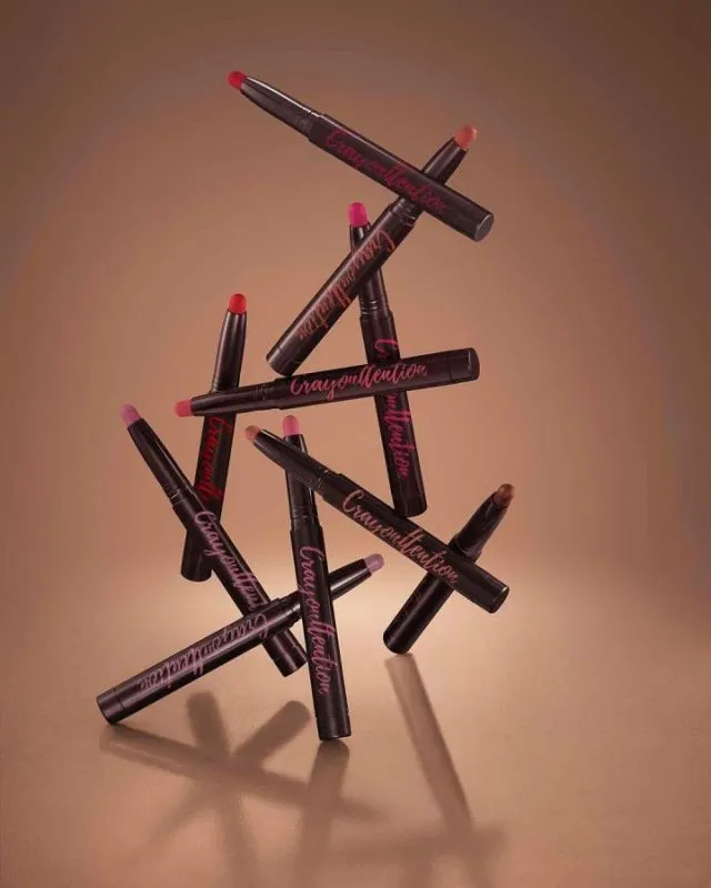 4 Lipstik Lokal Berbentuk Crayon yang Pilihan Warnanya Banyak. Bisa Nyegah Belepotan! 7