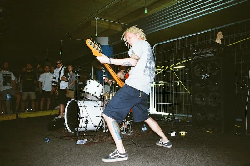 Salah Kaprah Terhadap Anak Punk. Dianggap Berandalan Sampai Nggak Punya Masa Depan. Apa Benar? 5
