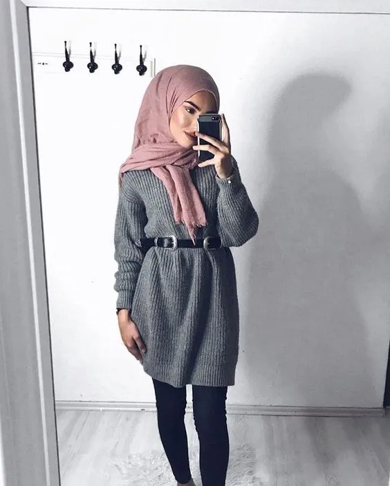 Cantik, Ini Cara Tampil Anggun dengan Tunik Berbahan Rajut. Sungguh Anti Mainstream! 13