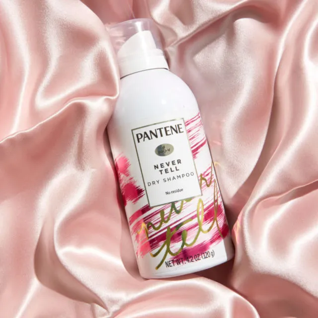 Mengenal Dry Shampoo yang Sering Dipakai Saat Nggak Sempat Keramas. Praktis dan Bermanfaat! 11