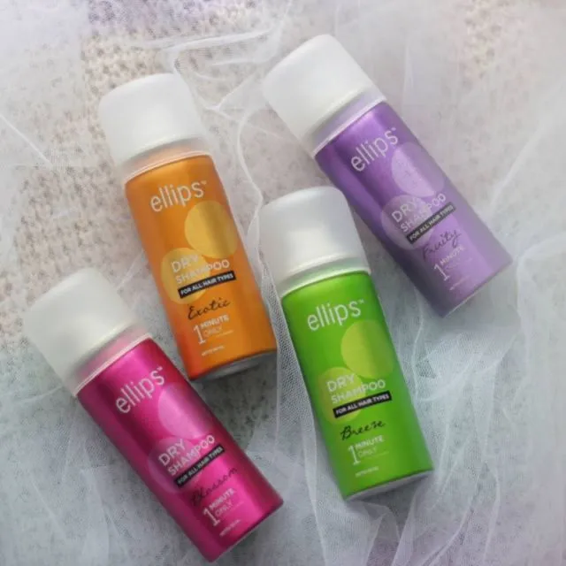 Mengenal Dry Shampoo yang Sering Dipakai Saat Nggak Sempat Keramas. Praktis dan Bermanfaat! 12