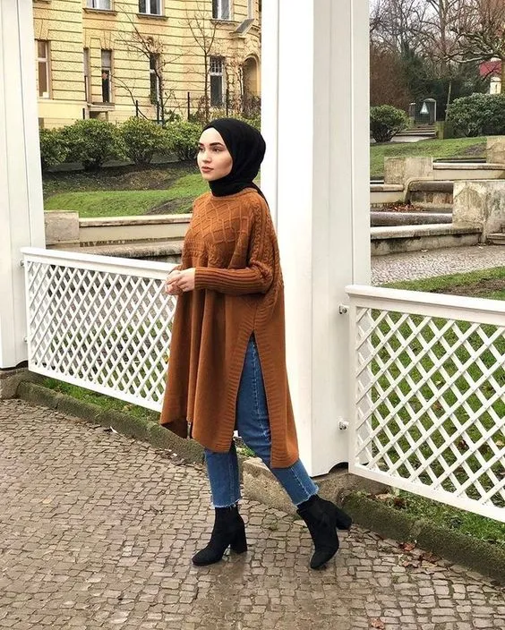 Cantik, Ini Cara Tampil Anggun dengan Tunik Berbahan Rajut. Sungguh Anti Mainstream! 15