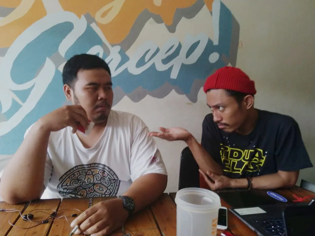Kalau Nggak Diumpetin, 10 Hal ini Pasti Dimintain Teman Melulu. Emang Dasar, Maunya Gratisan!