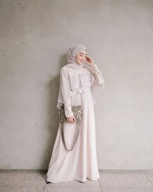 8 Model Desain Gamis Lebaran dari Aneka Bahan 17