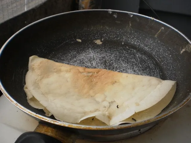 Resep Praktis Bikin Kue Leker Teflon yang Garing 16