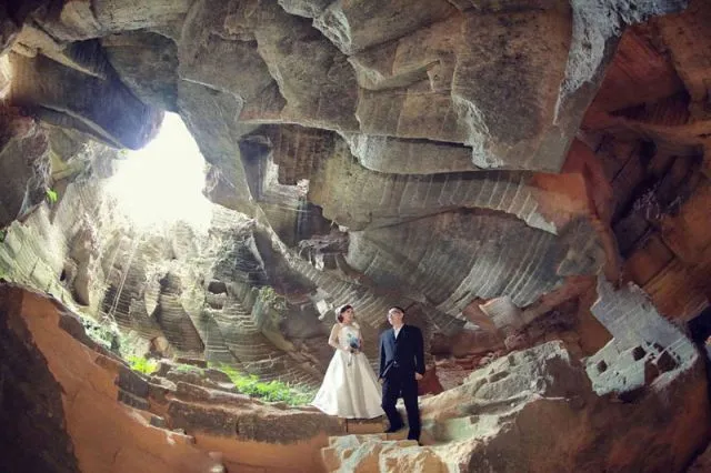 8 Tempat Foto Prewedding Terbaik & Keren di Indonesia 13