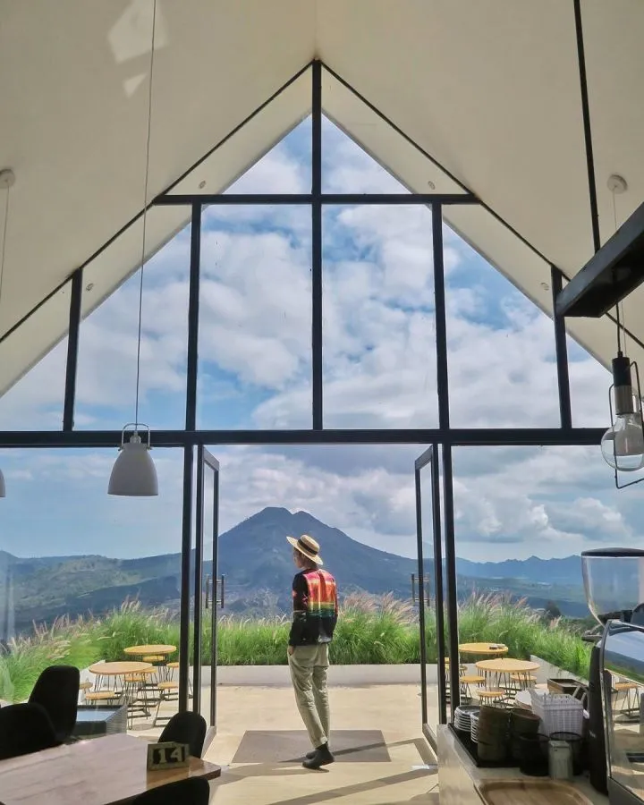 Montana del Cafe: Tempat Nongkrong di Kintamani Bali 13