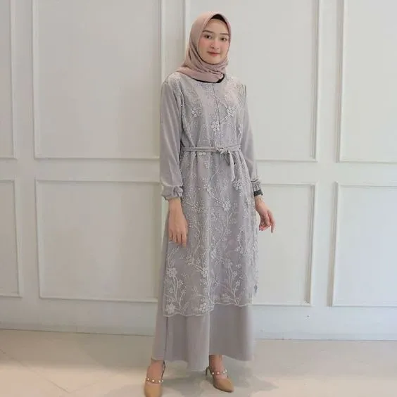 8 Model Desain Gamis Lebaran dari Aneka Bahan 19