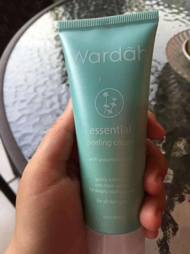 6 Produk Peeling Wajah yang Bagus Murah untuk Exfo 7