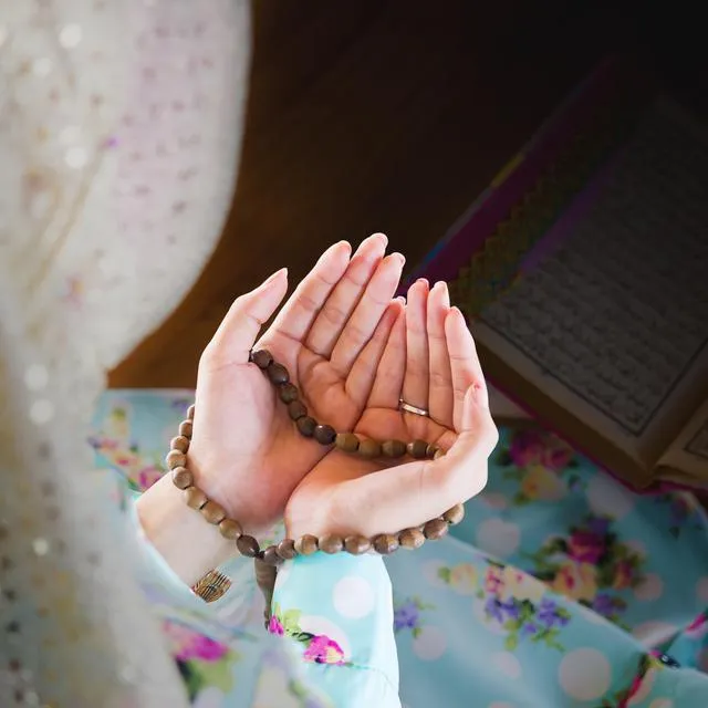 6 Amalan Sunah yang Dianjurkan Saat Buka Puasa 10