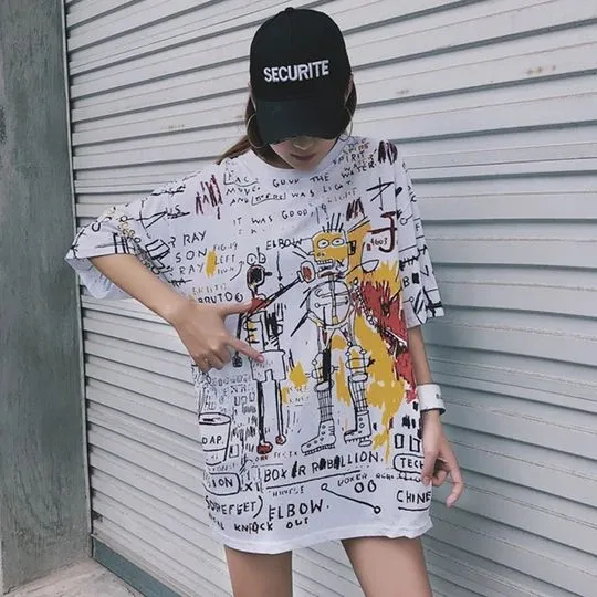 Sempat Dicap Nyeleneh Bahkan Dicaci, Kini 4 Desain Fashion Ini Justru Trending dan Dipuji! 7