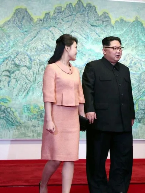 5 Potret Gaya Istri Kim Jong Un dari Dulu Hingga Kini. Salut Sama Karakternya yang Elegan! 8