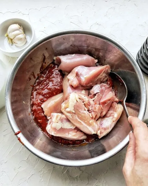 5 Resep Bumbu Marinasi Ayam Cocok untuk Beragam Olahan 7