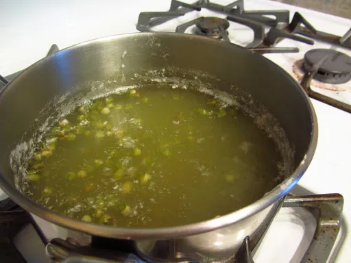 Cara Masak Bubur Kacang Hijau Pake Metode 5-30-7 11 resep bubur kacang hijau empuk