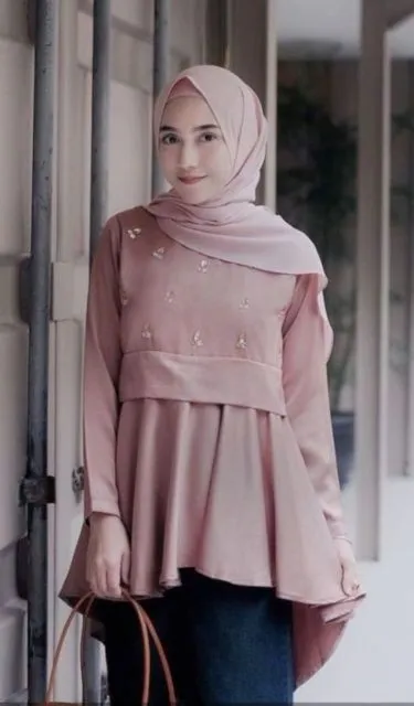 Nggak Perlu Baju Baru Buat Tampil Fresh dan Sopan Saat Lebaran, Ikuti Trik Simpel Ini! 7