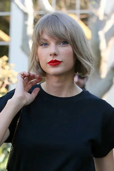 Bukan Menor, Ini Fakta Soal Lipstik Merah yang Sebenarnya Sangat Anggun dan Elegan 5