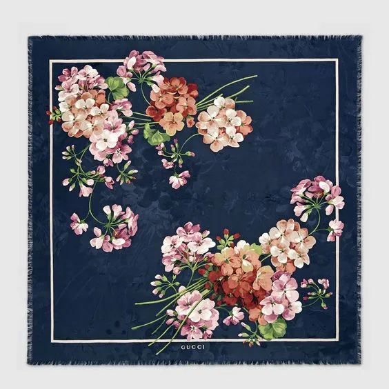 9 Motif Hijab yang Paling Banyak Dicari Menjelang Lebaran. Ada yang Udah Kamu Punya? 15