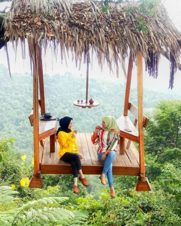 Puncak Mustika Manik: Lokasi, Spot Foto & Tiket Masuk 8