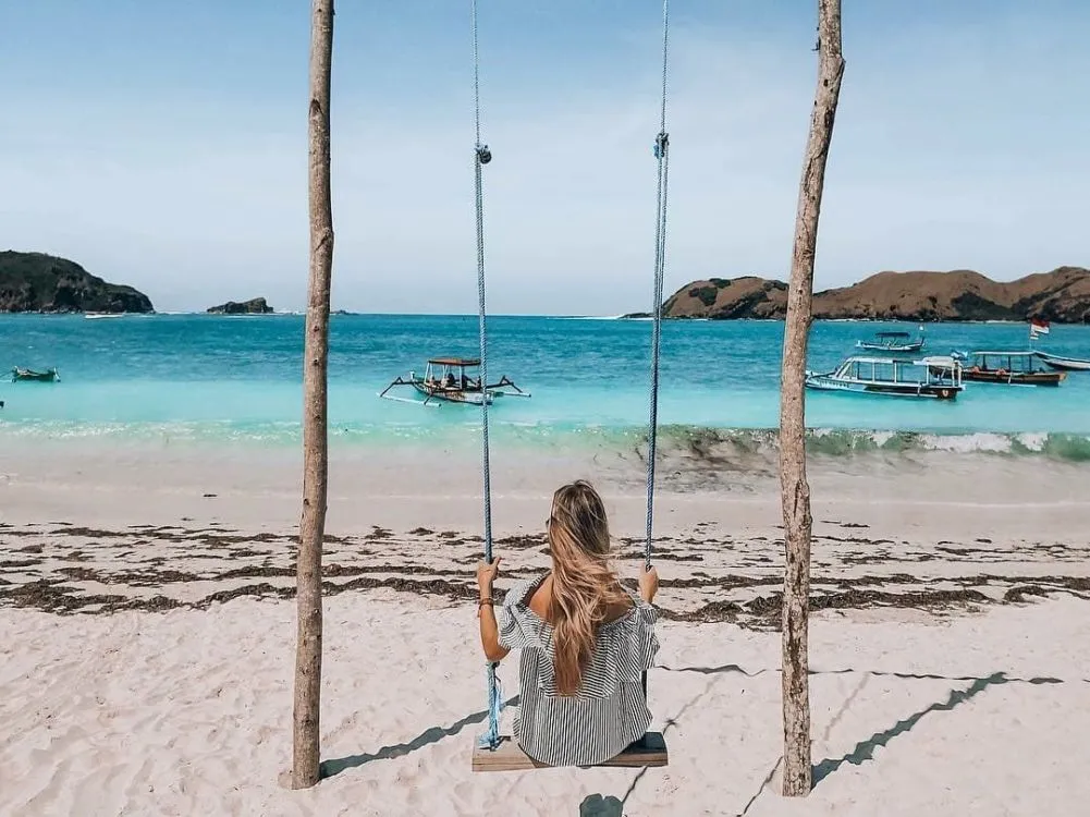 Rekomendasi 7 Pantai Indah di Lombok yang Menunggumu Datang. Kangen Nyebur Nggak Sih? 11