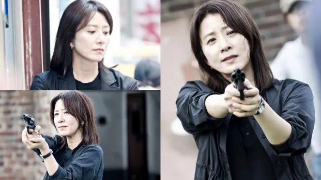 Transformasi Gaya Kim Hee-ae dari Tahun 1992 Hingga Kini; Cantiknya Nggak Berubah! 17