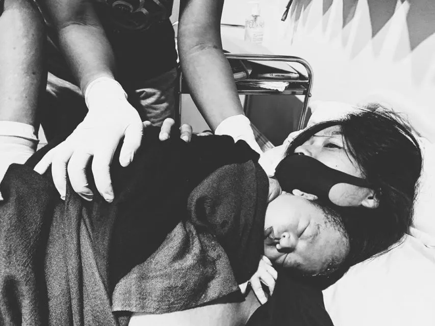 6 Kisah Perjuangan Artis Tanah Air Saat Melahirkan Sang Buah Hati. Dramatis dan Berliku-liku! 11