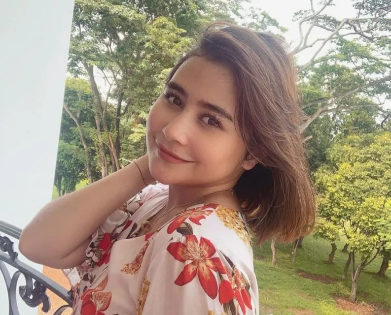 Plesetan Nama