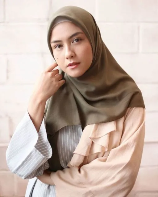 9 Artis yang Selalu Langganan Peran Protagonis. Akting Sedih Mereka Ikut Bikin Penonton Menangis 11