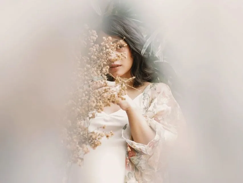 10 Ide Maternity Photoshoot ala Andien Aisyah. Di Rumah Aja Tapi Hasil Fotonya Sekece di Studio! 14